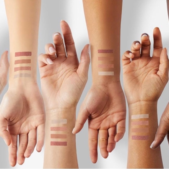 🌻Revlon Eyeshadow Palette Eye Makeup Matte & Shimmer Finishes, 710 - Picture 6 of 7